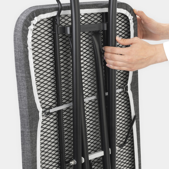 Brabantia Strijkplank B met Strijkijzerhouder 124 x 45 cm - Denim Blue