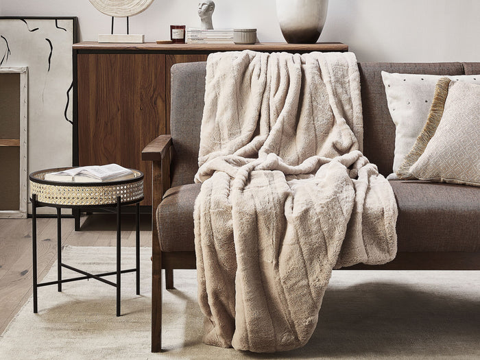 Beliani - LABYAR - Plaid - Beige - 150 x 200 cm - Polyester