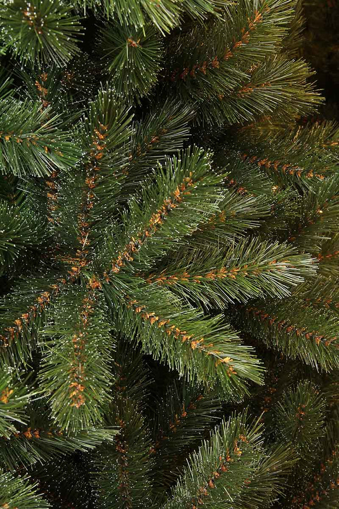 Triumph Tree Forest Frosted Kunstkerstboom - H185 x Ø130 cm - Groen
