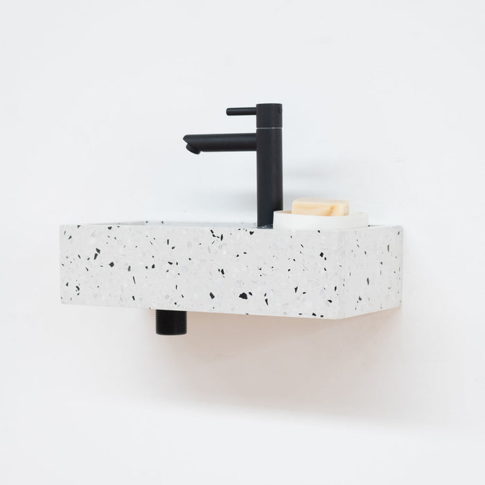 Going Objects - Marmeren mini fontein toilet  - Naleya - Wit Terrazzo