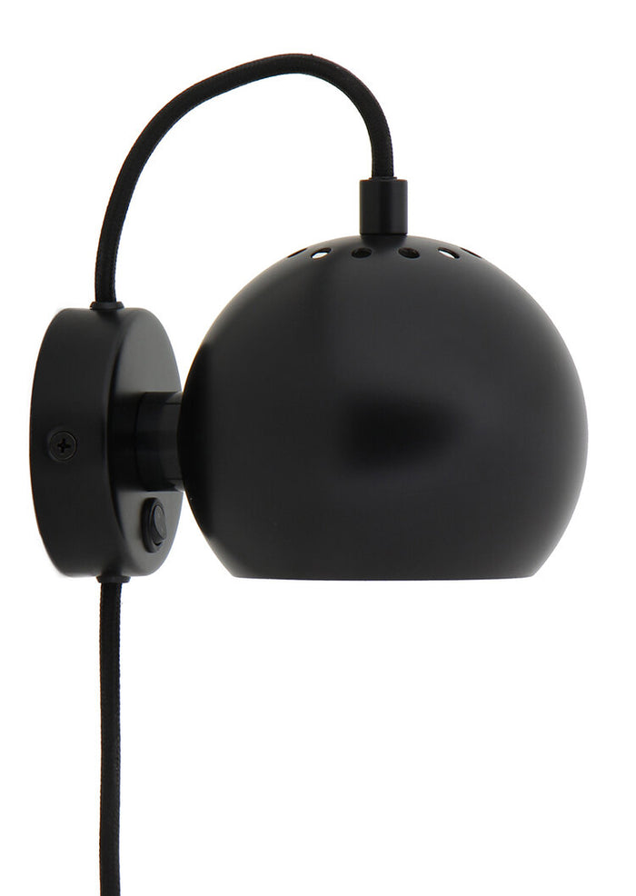 Frandsen Ball Magnet Wandlamp