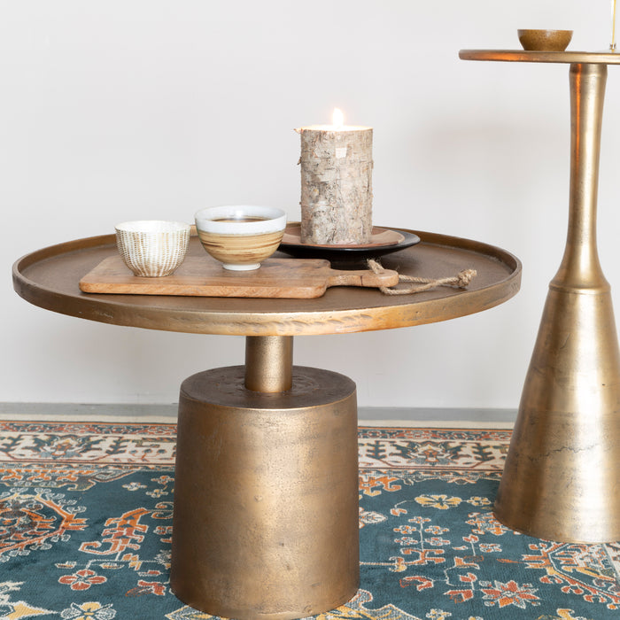 by fonQ  Rizzo Salontafel