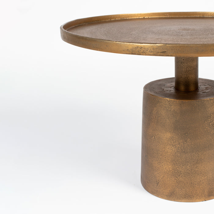 by fonQ  Rizzo Salontafel