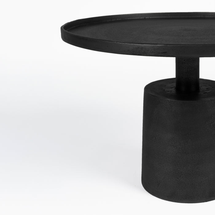 by fonQ  Rizzo Salontafel