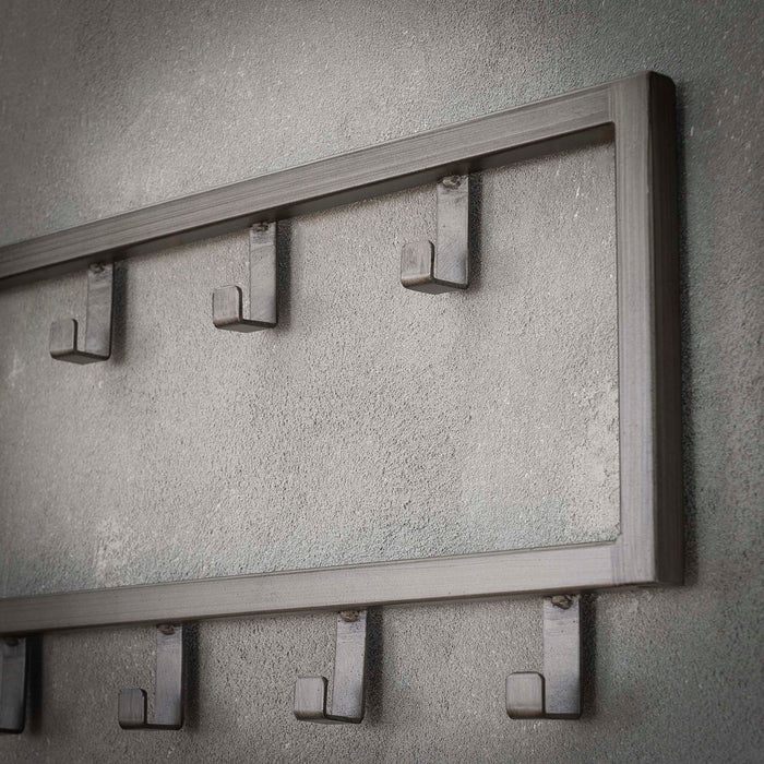 by fonQ  Tom Wandkapstok