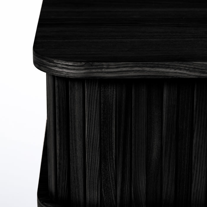 303630-x04.jpg (3010639) 