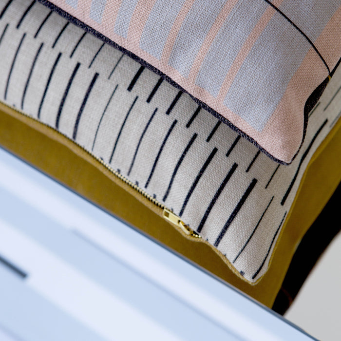 FEST Amsterdam Crush Blush Sierkussen 45 x 45 cm