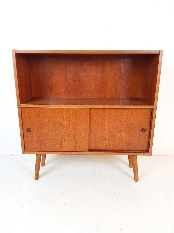 Reliving Vintage Deens Teak Fineer Houten Schuifdeur Kastje