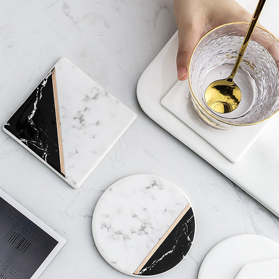 QUVIO Onderzetter rond set van 4 - Marmer Zwart + wit