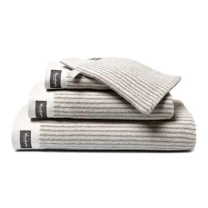 300761-x01.jpg (3368217) 