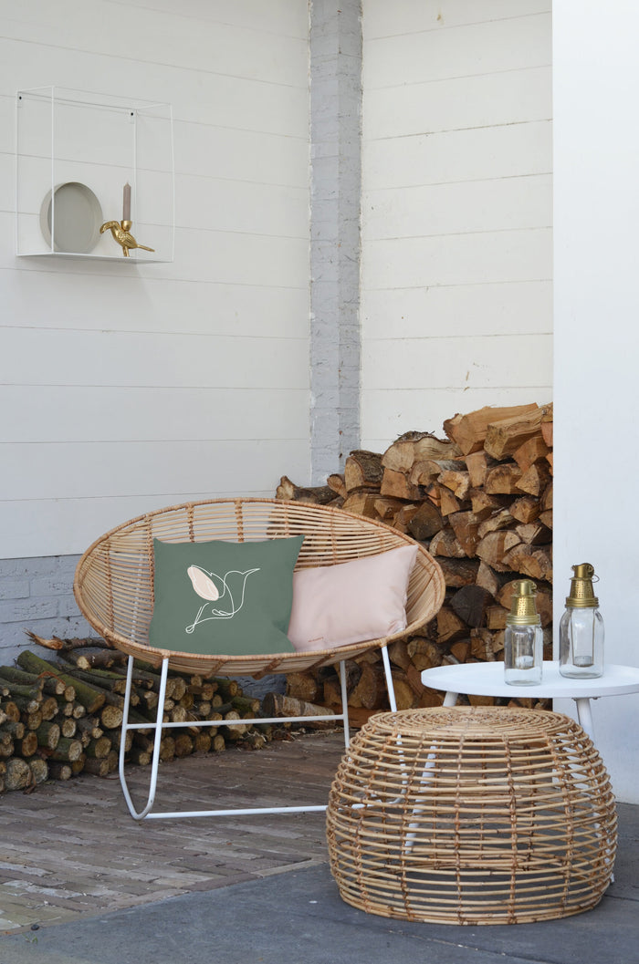 Villa Madelief buitenkussen Vogel lijntekening (40x40cm)