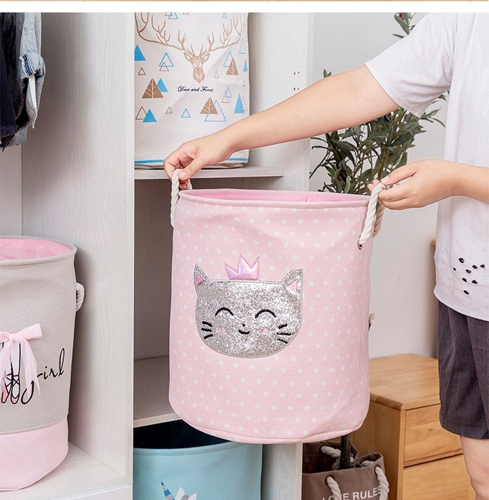 By Baboo - Speelgoedmand - Roze met witte stippen wasmand