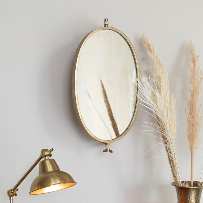 by fonQ  Louie Spiegel - Goud