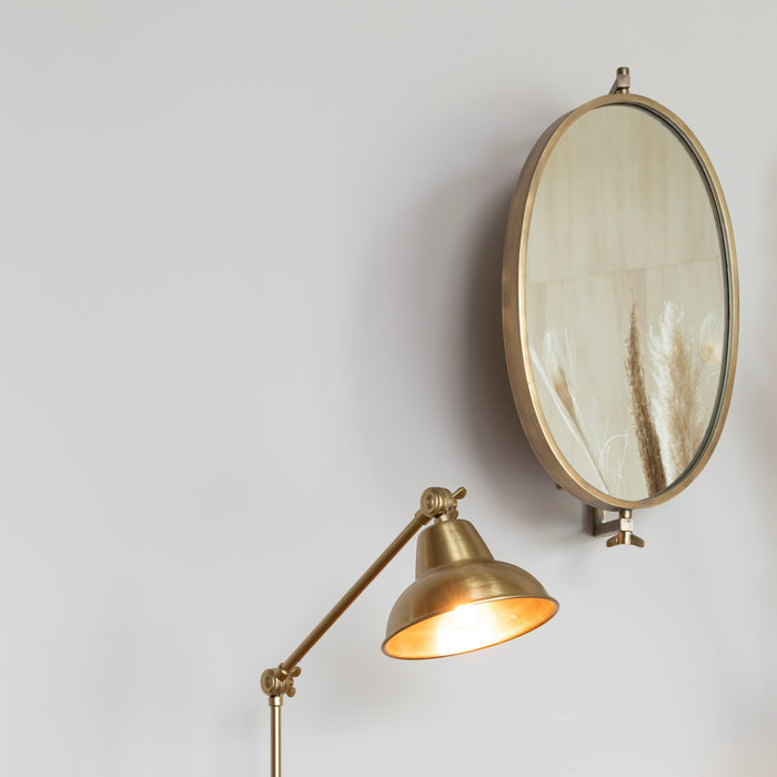 by fonQ  Louie Spiegel - Goud