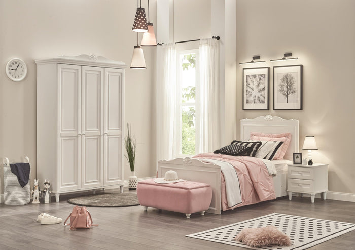 Rocky Lora 3-deurs Kledingskast