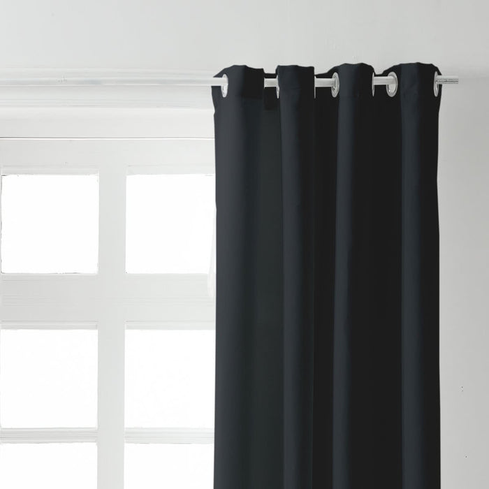 Kant en Klaar Isolerend en Verduisterend gordijn - Zwart