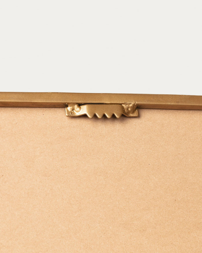 Kave Home - Wandspiegel Marco van goudkleurig metaal 55 x 150,5 cm