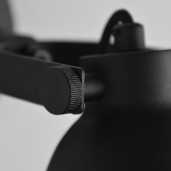 LABEL51 - Led Wandlamp Bow - Zwart - M