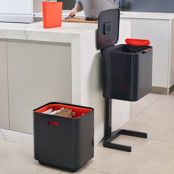 Joseph Joseph Intelligent Waste Afvalemmer Totem Max 60 Liter (30+30 Liter)
