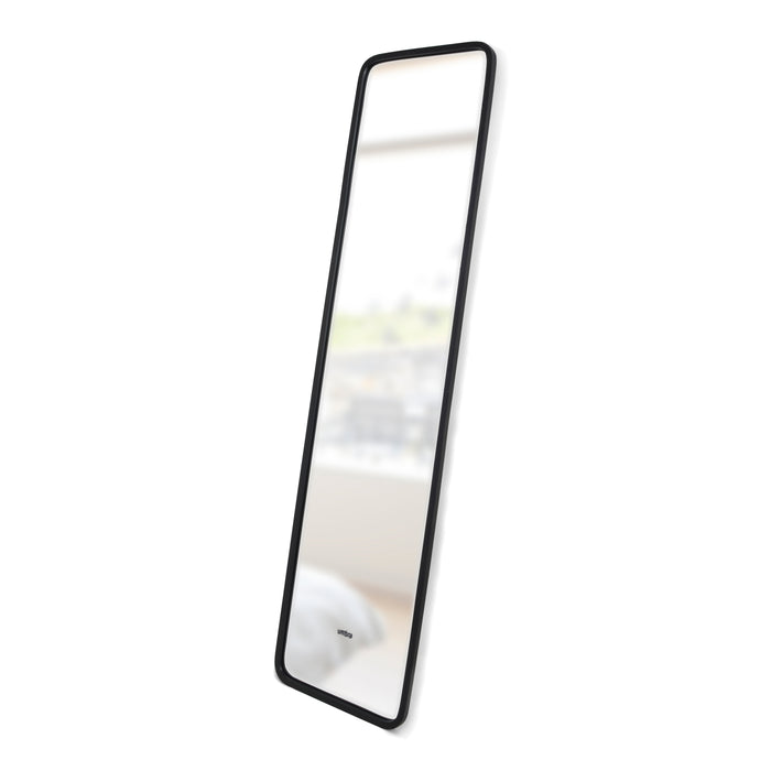 Umbra Hub Leunende Spiegel - H 157 x B 37 cm