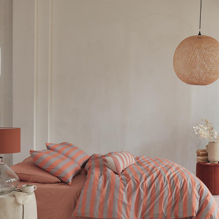 vtwonen Bold Stripe Dekbedovertrek 260 x 200/220 cm - Perzik