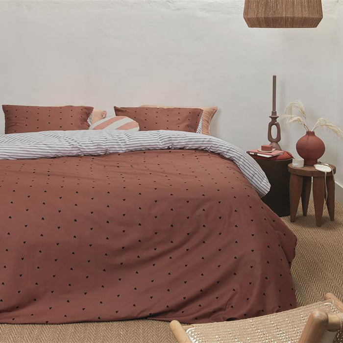 vtwonen Striped Hearts Dekbedovertrek 240 x 200/220 cm - Terra