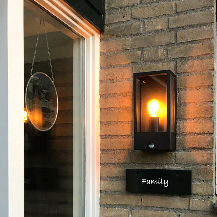 QAZQA Buiten wandlamp zwart met bewegingsmelder IP44 - Rotterdam