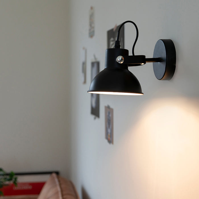 QAZQA Industriële wand- en plafondlamp zwart kantelbaar - Guida