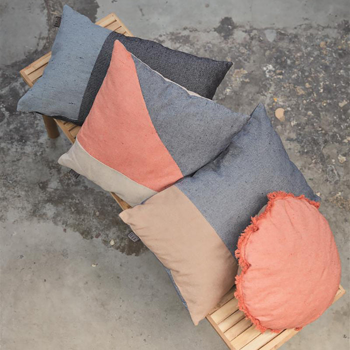 KAAT Amsterdam Rebuild Sierkussen 45 x 45 cm - Multicolor