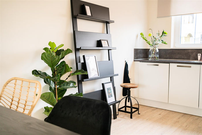 MaximaVida wandrek Jamie zwart boekenrek - 180 x 80 cm