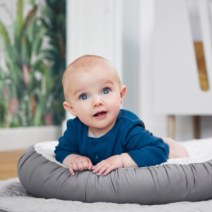 Done by Deer Dreamy Dots Cozy Nest Plus Wit/Grijs