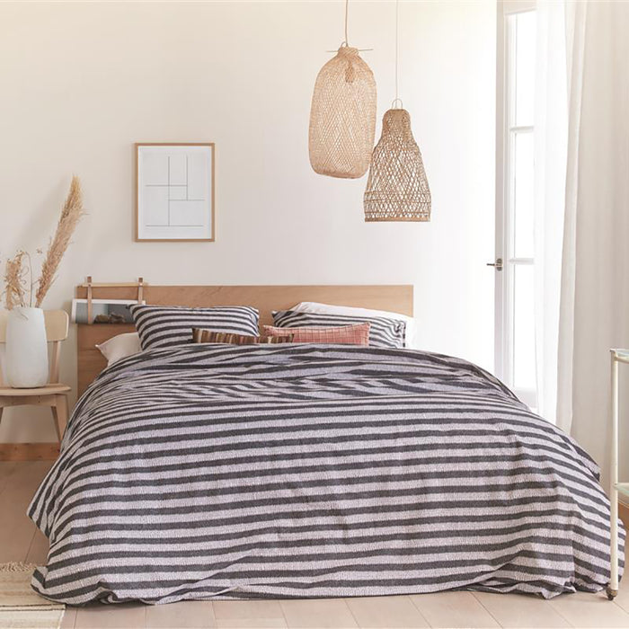 Ariadne at Home Knit Stripes Dekbedovertrek 140 x 200/220 cm - Zwart/Wit