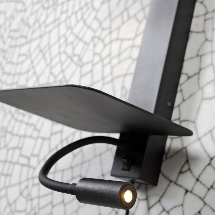 it's about RoMi Florence Wandlamp met Leeslamp - Zwart / Wit