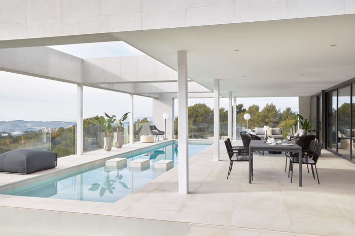 Kave Home - Samanta stoel in zwart touw en gegalvaniseerde stalen