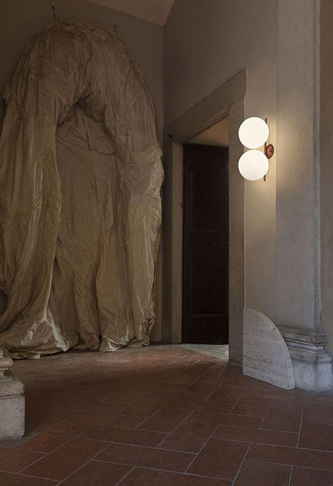 Flos IC Lights C|W2 Double wandlamp messing