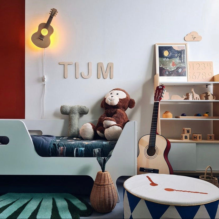 Houten wandlamp kinderkamer | Gitaar - blank