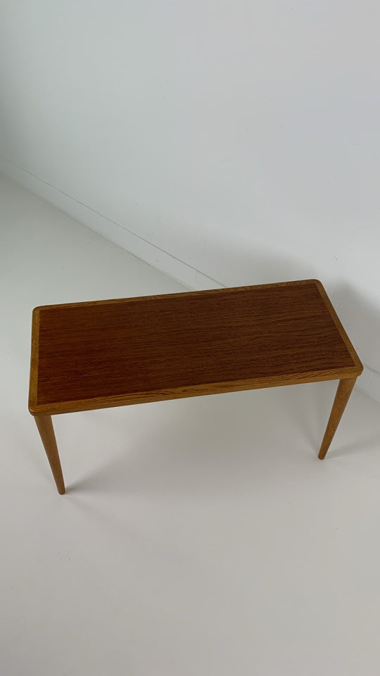 Reliving Scandinavisch Vintage Bijzettafel Lesse