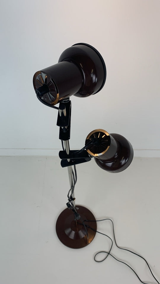 Reliving Finse Sta Lamp Met Twee Lampen Meltaus