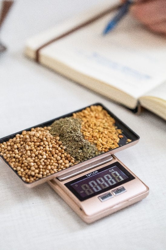 Taylor - Precisie Keukenweegschaal, Digitaal, 0.5 KG - Taylor | Pro