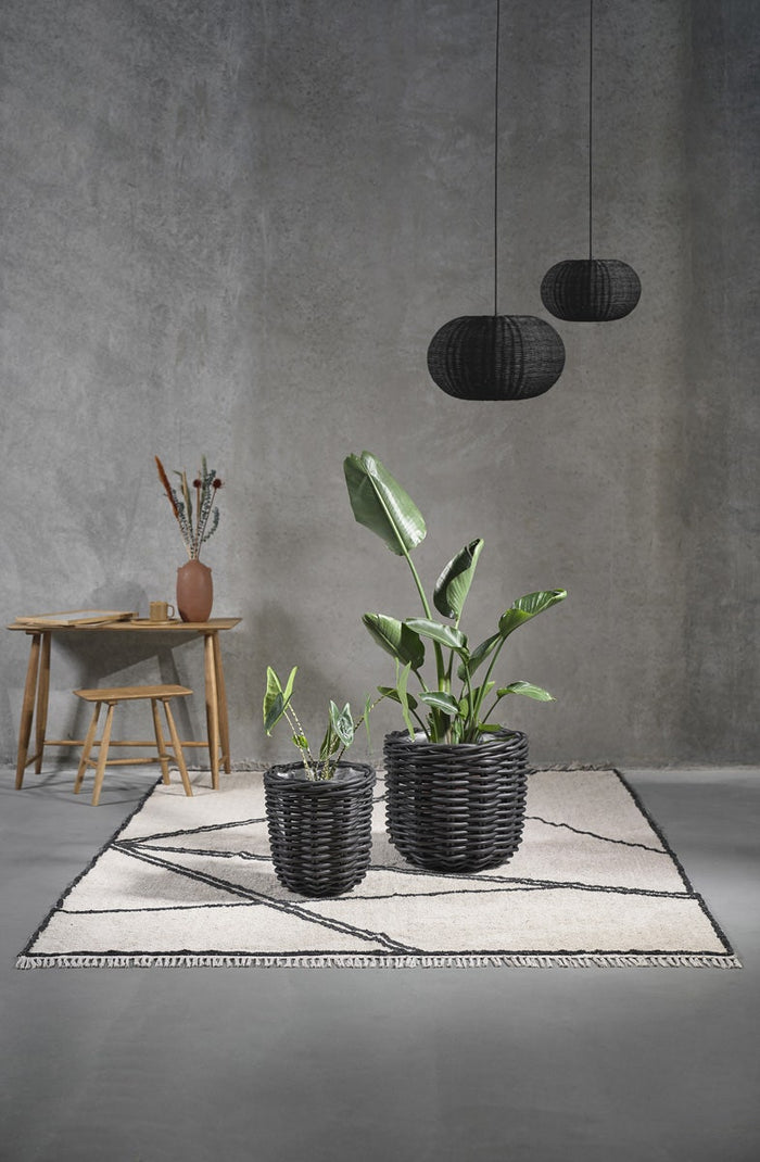 Villa Collection Werna rattan hanglamp zwart - 30 x 20 cm