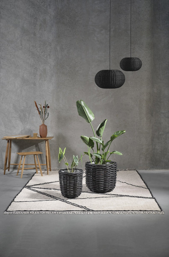 Villa Collection Werna rattan hanglamp zwart - 40,5 x 25 cm