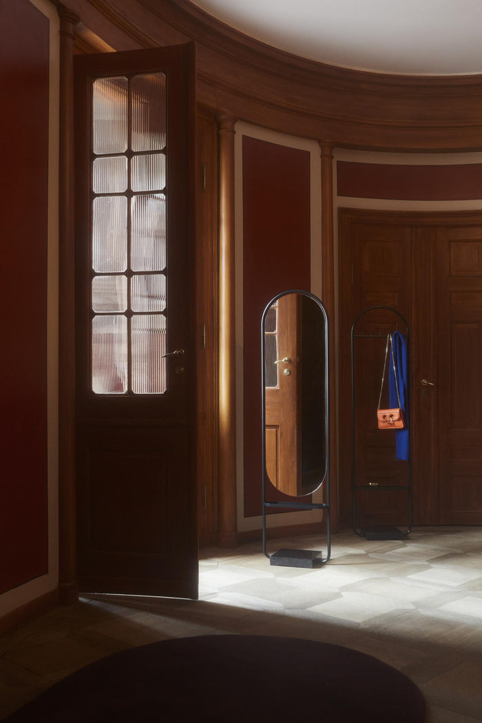 Angui staande spiegel