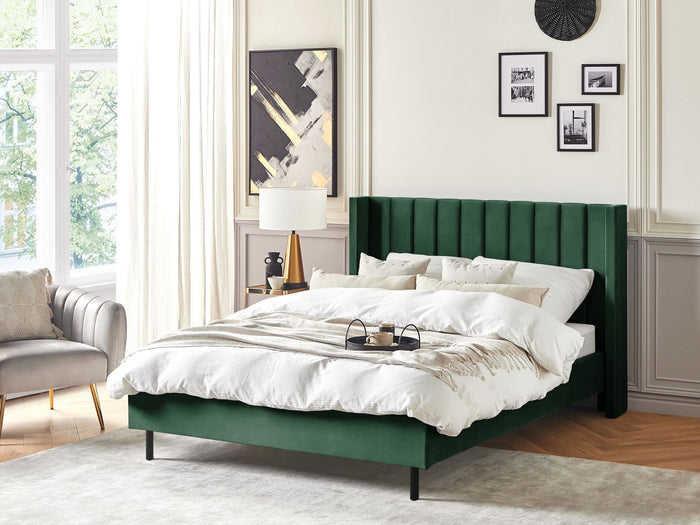 Beliani - VILLETTE - Tweepersoonsbed - Groen - 140 x 200 cm - Fluweel