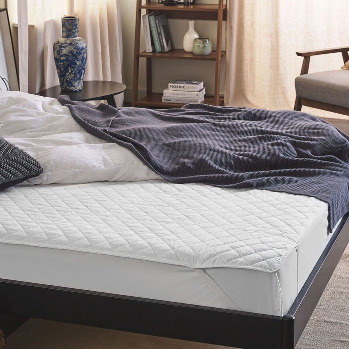 Beliani - ALMANZOR - Matrastopper - Wit 160 x 200 cm - Japara katoen