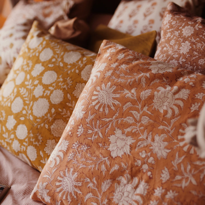 À la Blockprint Kussensloop - Mosterd