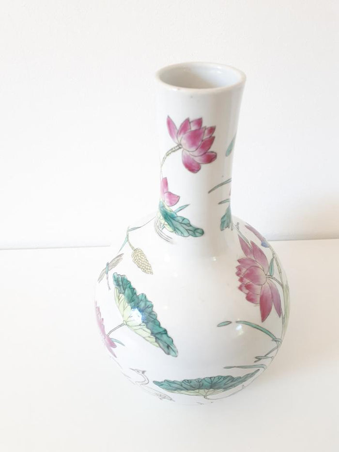 Reliving Oosterse Vaas Met Lotus Bloem Libelle Etc