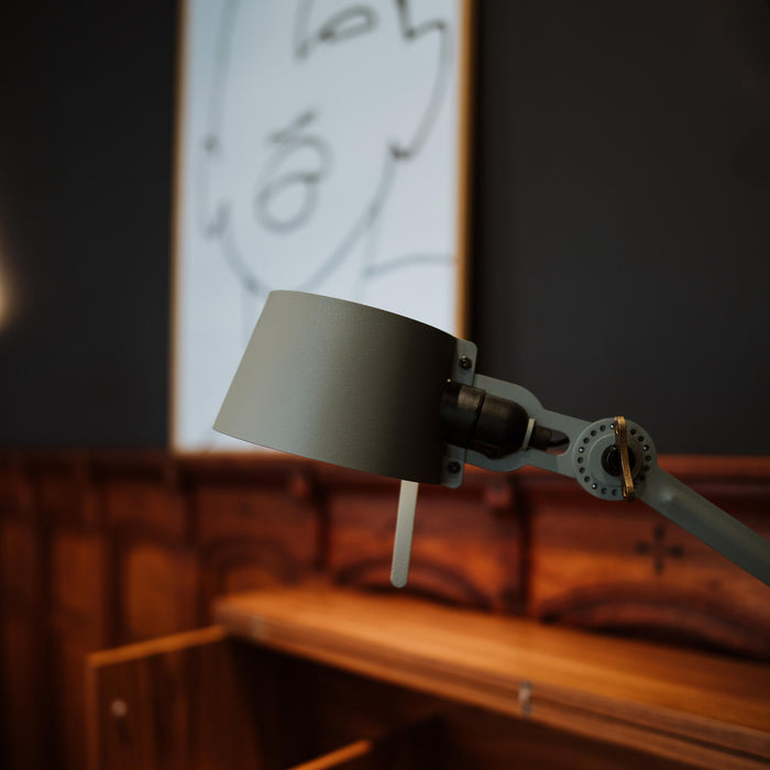 Bolt Bed Sidefit wandlamp install Midnight Grey