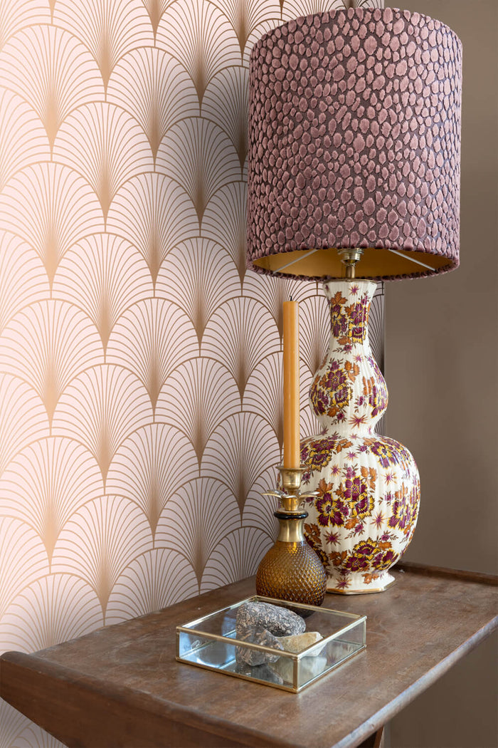 ESTAhome behang art deco motief zacht roze en roségoud - 0,53 x 10,05