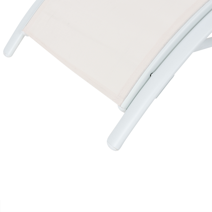 Beliani - GAETA - Zonnenbed - Beige - Staal