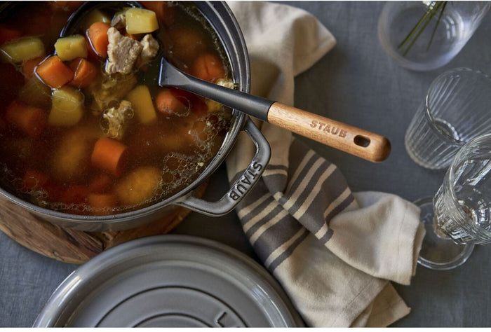 Staub Ronde cocotte 22 cm - grafietgrijs